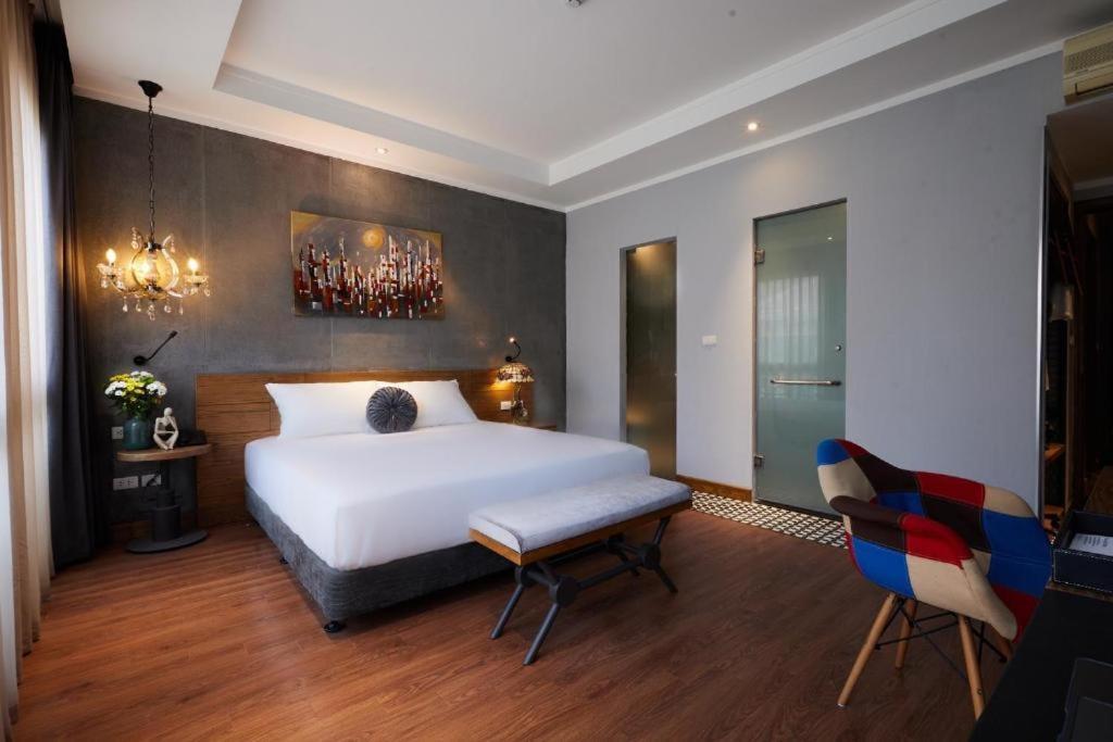 Apartment Calido - 16 Pho Nguyen Quang Bich Hn - By Bay Luxury *
